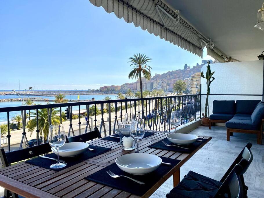 Le Garavan-Vue Mer-Plage-Clim-Terrasse Ментона Экстерьер фото