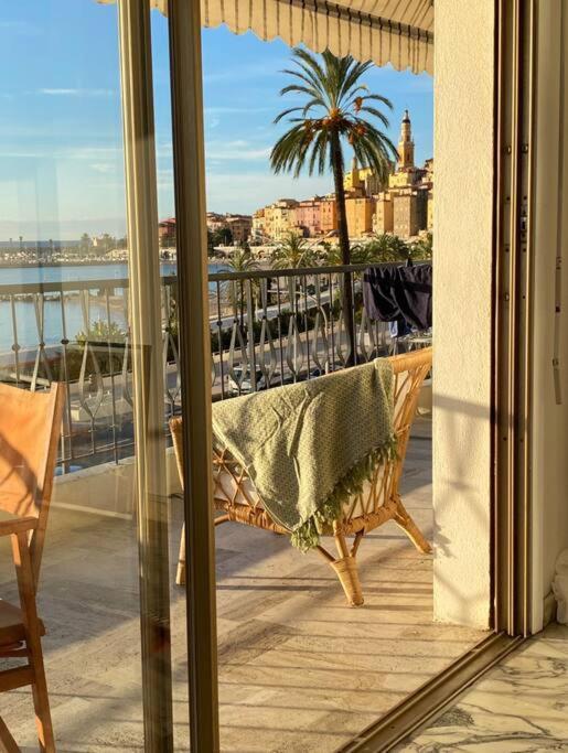 Le Garavan-Vue Mer-Plage-Clim-Terrasse Ментона Экстерьер фото